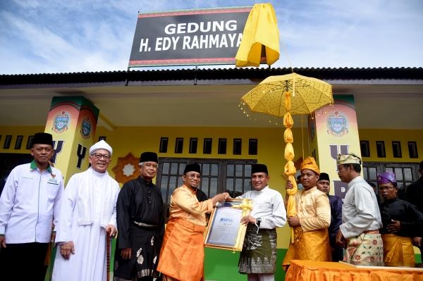Resmikan Gedung H Edy Rahmayadi di Mts YPP Mohd Hatta, Edy Rahmayadi Dorong Agar Semakin Banyak Sekolah untuk Duafa